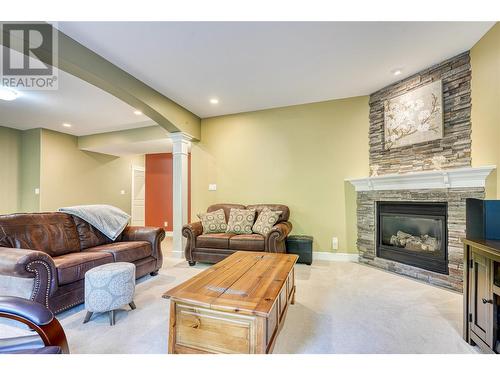 40 Kestrel Place Unit# 30, Vernon, BC - Indoor Photo Showing Living Room With Fireplace