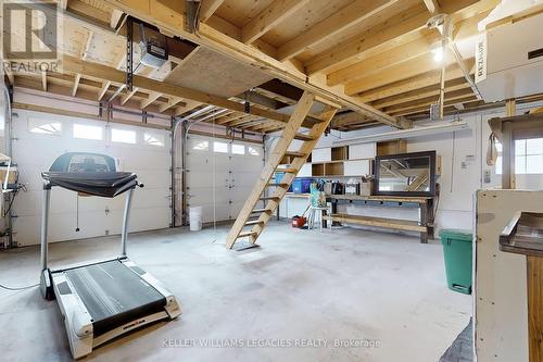 64 Ferncroft Drive, Georgina, ON - Indoor Photo Showing Garage