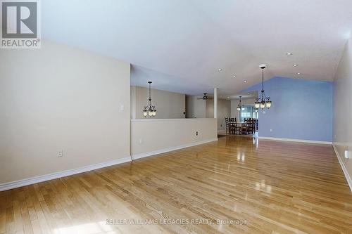 64 Ferncroft Drive, Georgina, ON - Indoor Photo Showing Other Room