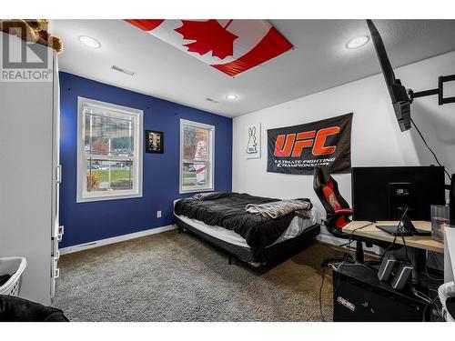 2506 Nechako Drive, Kamloops, BC - Indoor Photo Showing Bedroom