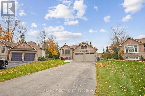 104 Fernbrook Drive, Wasaga Beach, ON - Outdoor With Facade