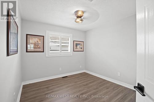 104 Fernbrook Drive, Wasaga Beach, ON - Indoor Photo Showing Other Room