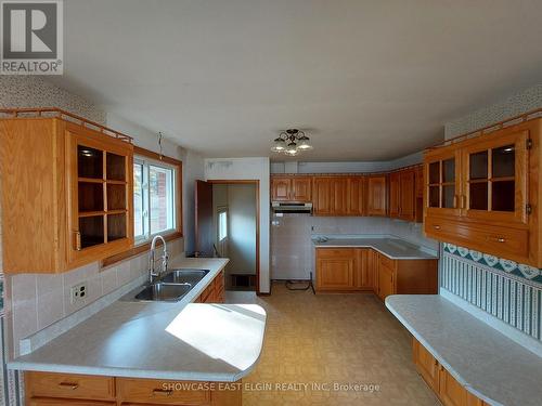 80 Caverly Road, Aylmer (Ay), ON - Indoor Photo Showing Kitchen With Double Sink