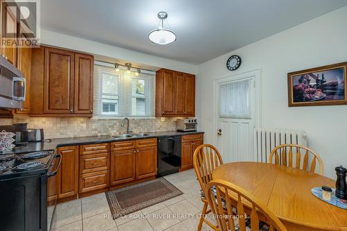 230 Athol Street E, Oshawa (Central), ON - Indoor