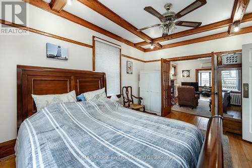 230 Athol Street E, Oshawa (Central), ON - Indoor Photo Showing Bedroom