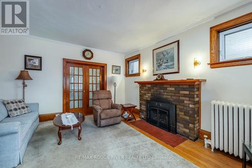 230 Athol Street E, Oshawa (Central), ON - Indoor Photo Showing Living Room With Fireplace