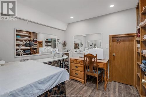 593 Dorset, Tecumseh, ON - Indoor Photo Showing Bedroom