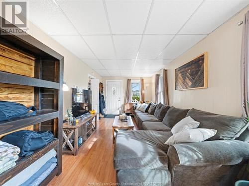 1837 Lesperance, Tecumseh, ON - Indoor Photo Showing Living Room