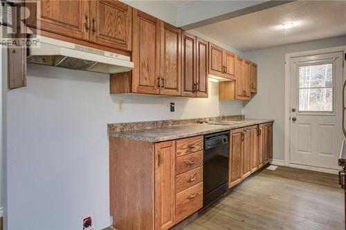 2 Mountain Street, Markstay-Warren, ON - Indoor Photo Showing Kitchen