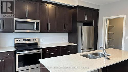 27 - 1960 Dalmagarry Road, London, ON - Indoor Photo Showing Kitchen With Double Sink