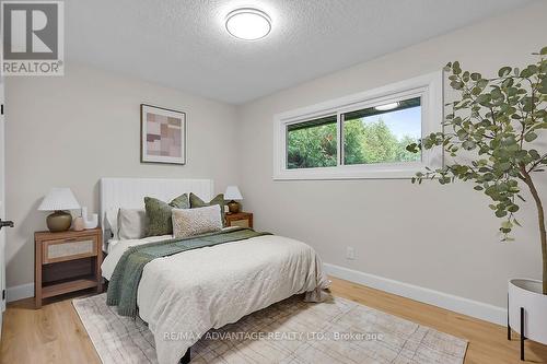 552 Everglade Crescent, London, ON - Indoor Photo Showing Bedroom