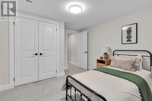 552 Everglade Crescent, London, ON - Indoor Photo Showing Bedroom