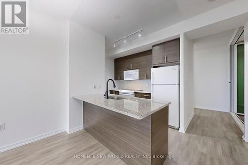 2201 - 70 Forest Manor Road, Toronto, ON - Indoor Photo Showing Kitchen