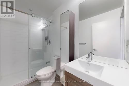 2201 - 70 Forest Manor Road, Toronto, ON - Indoor Photo Showing Bathroom