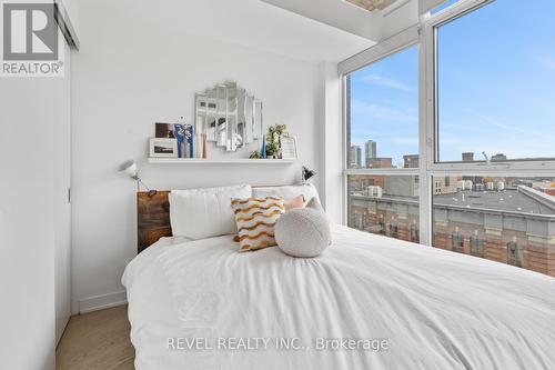 806 - 318 King Street E, Toronto, ON - Indoor Photo Showing Bedroom