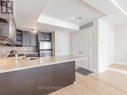 5 - 473 Dupont Street, Toronto, ON - Indoor Photo Showing Kitchen With Double Sink