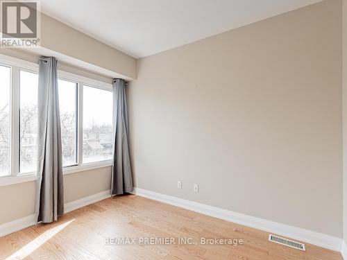 5 - 473 Dupont Street, Toronto, ON - Indoor Photo Showing Other Room