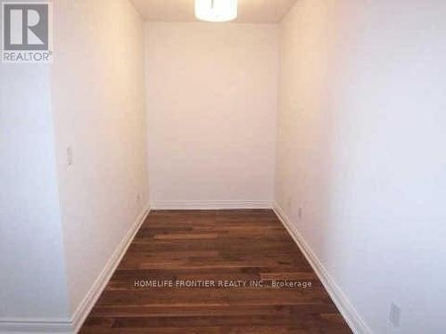 6705 - 388 Yonge Street, Toronto, ON - Indoor Photo Showing Other Room