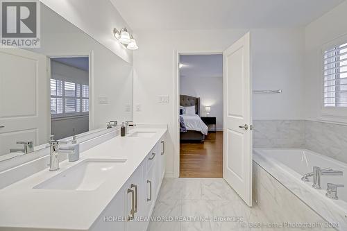 72 Souter Drive, Whitby, ON - Indoor Photo Showing Bathroom