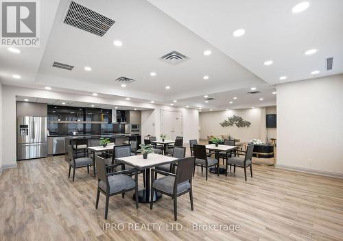 107 - 19 Northern Heights Drive, Richmond Hill, ON - Indoor Photo Showing Dining Room