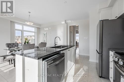 70 Johann Drive, Markham, ON - Indoor Photo Showing Kitchen With Upgraded Kitchen