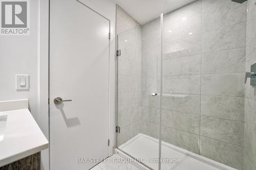 1809 - 1926 Lakeshore Boulevard W, Toronto, ON - Indoor Photo Showing Bathroom