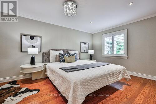 192 Waneta Drive, Oakville, ON - Indoor Photo Showing Bedroom