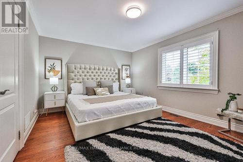 192 Waneta Drive, Oakville, ON - Indoor Photo Showing Bedroom