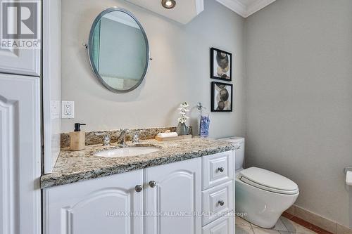 192 Waneta Drive, Oakville, ON - Indoor Photo Showing Bathroom