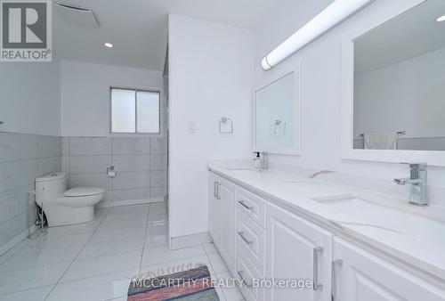 504290 Highway 89, Amaranth, ON - Indoor Photo Showing Bathroom