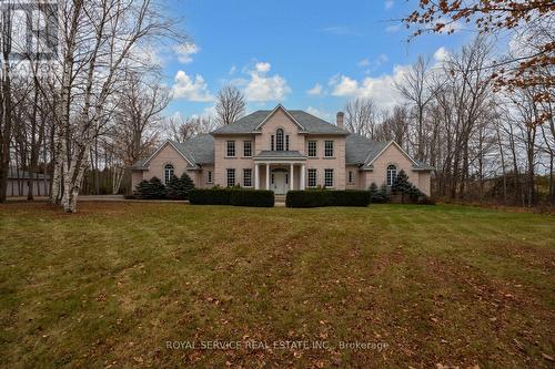 582 Wilson Line, Cavan Monaghan, ON - Outdoor With Facade