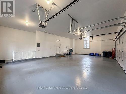 582 Wilson Line, Cavan Monaghan, ON - Indoor Photo Showing Garage