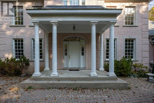 582 Wilson Line, Cavan Monaghan, ON - Outdoor With Facade