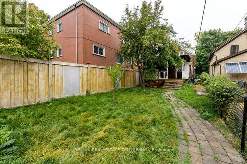 107 Wellington Street N, Kitchener, ON - Outdoor With Exterior