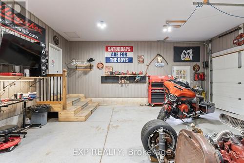 1167 Bowmanton Road, Alnwick/Haldimand, ON - Indoor Photo Showing Garage