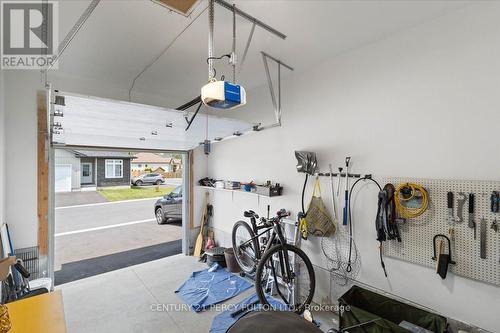 16 Dayton Court, Prince Edward County, ON - Indoor Photo Showing Garage