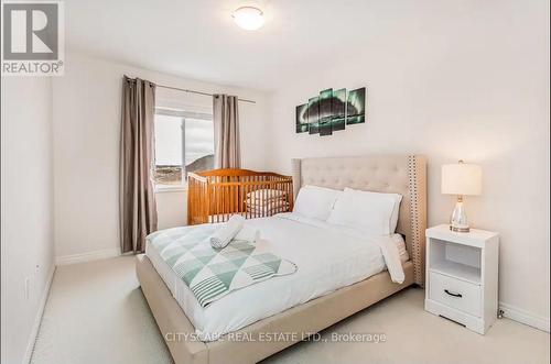 44 Bradbury Road, Hamilton, ON - Indoor Photo Showing Bedroom