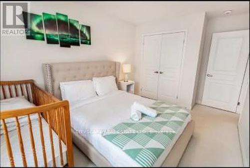 44 Bradbury Road, Hamilton, ON - Indoor Photo Showing Bedroom