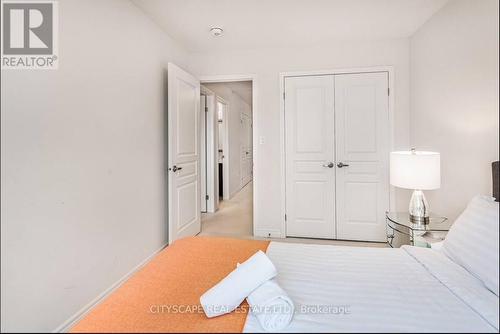 44 Bradbury Road, Hamilton, ON - Indoor Photo Showing Bedroom