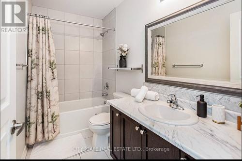 44 Bradbury Road, Hamilton, ON - Indoor Photo Showing Bathroom