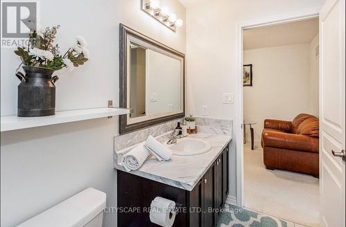 44 Bradbury Road, Hamilton, ON - Indoor Photo Showing Bathroom