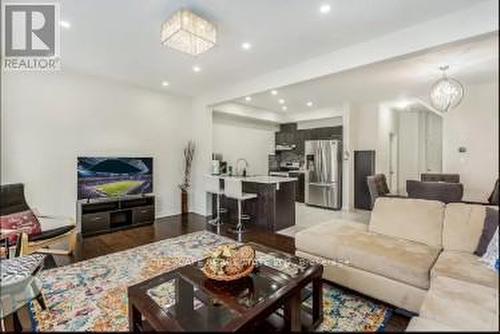 44 Bradbury Road, Hamilton, ON - Indoor Photo Showing Living Room