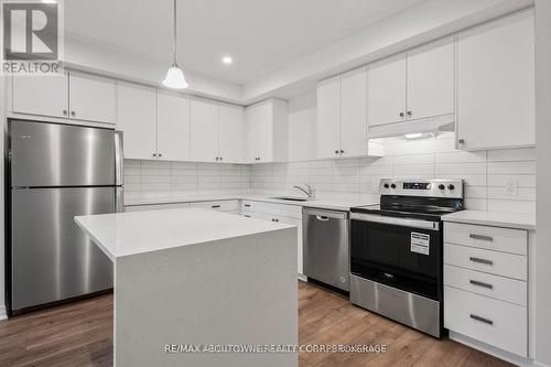 29 - 142 Foamflower Place, Waterloo, ON - Indoor Photo Showing Kitchen With Stainless Steel Kitchen With Upgraded Kitchen