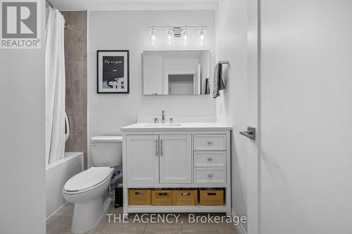 1 Pringle Lane, Hamilton, ON - Indoor Photo Showing Bathroom