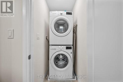 1 Pringle Lane, Hamilton, ON - Indoor Photo Showing Laundry Room