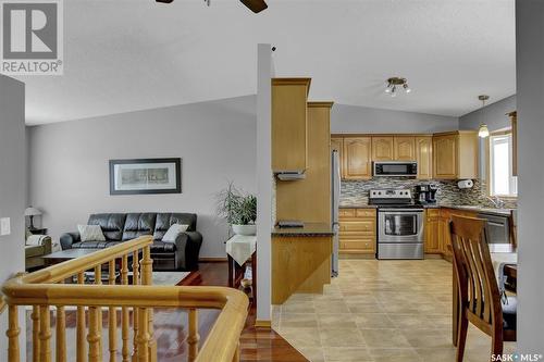 1452 Benjamin Crescent N, Regina, SK - Indoor Photo Showing Kitchen