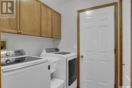 1452 Benjamin Crescent N, Regina, SK - Indoor Photo Showing Laundry Room