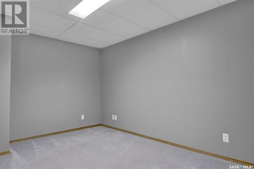 1452 Benjamin Crescent N, Regina, SK - Indoor Photo Showing Other Room