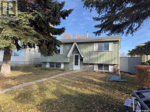 1114 Byng Avenue, Saskatoon, SK - Outdoor