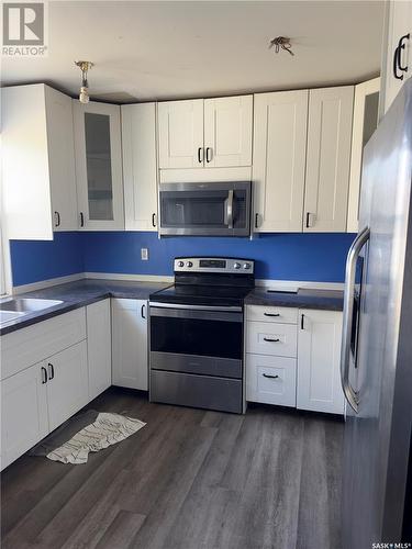 1114 Byng Avenue, Saskatoon, SK - Indoor Photo Showing Kitchen